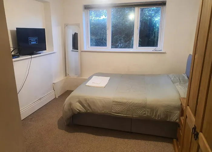 Burton Road Serviced Accommodation