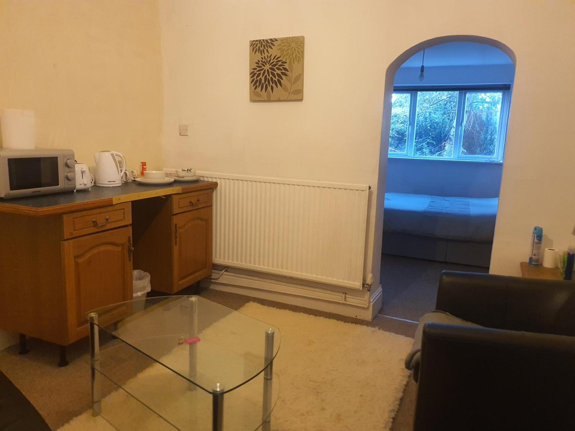 Burton Road Serviced Bed & Breakfast